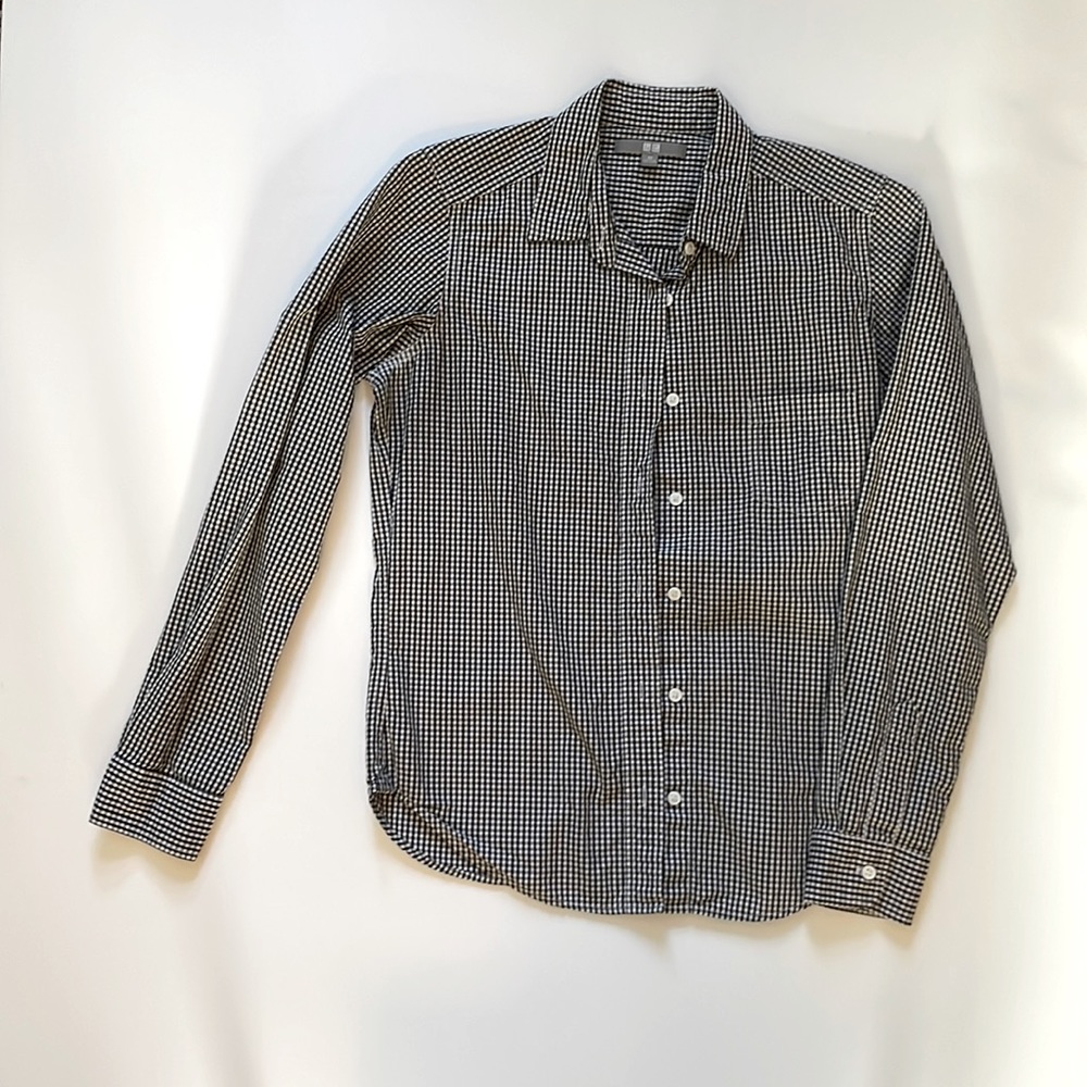 Uni Qlo black and white checked dress shirt